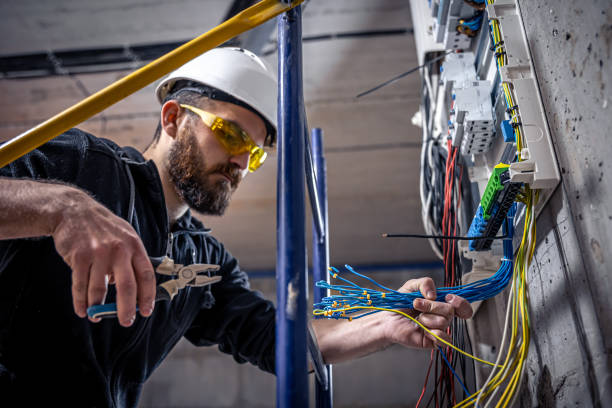 Best Affordable Emergency Electrician  in Fayetteville, PA